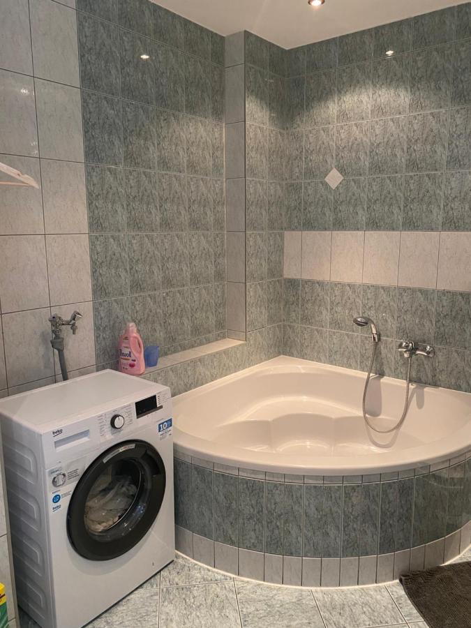 Ferienwohnung Mit Terrasse Aue  Esterno foto